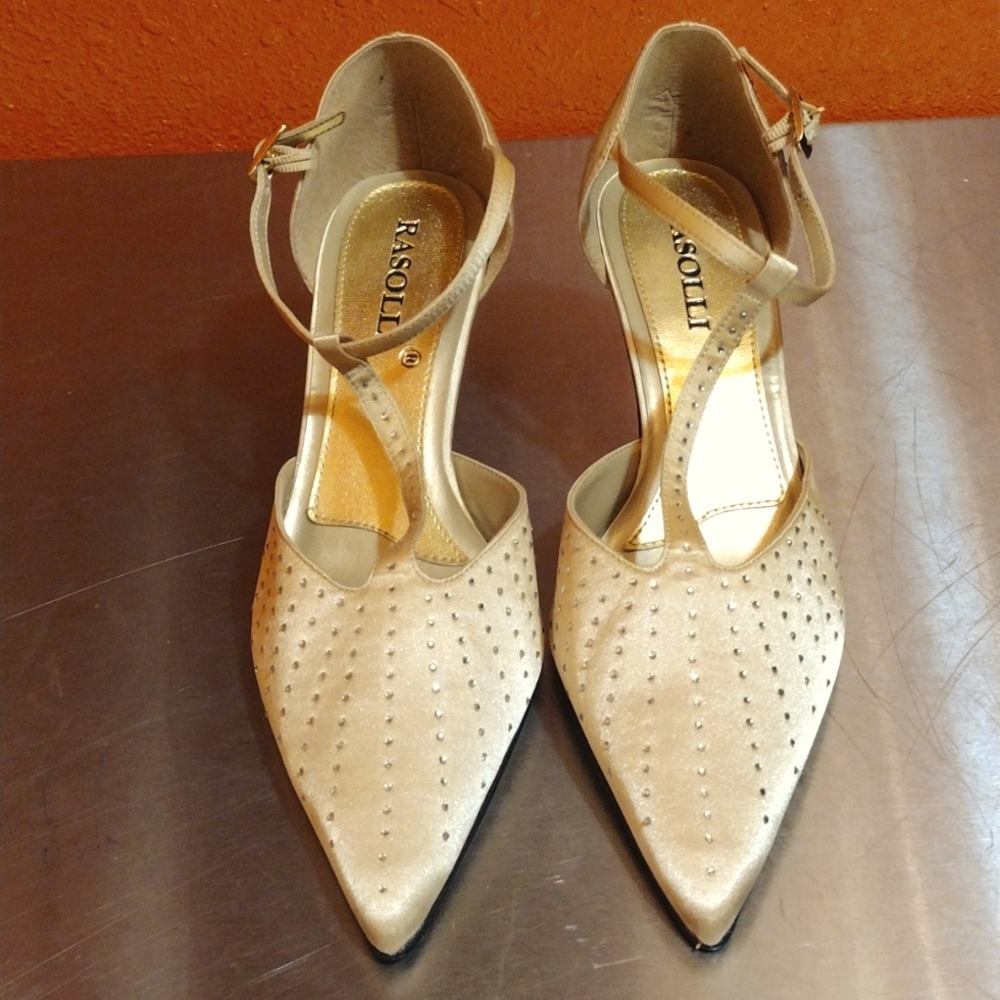 Rasolli tan diamond accents 3inch heel 9